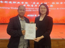 Dua Pakar UNP Beri Kuliah Internasional di Guizhou Equipment Manufacturing Polytechnic